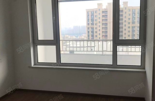 次新房现代御园 三居  房东直卖送车位观景层全天采光位置佳