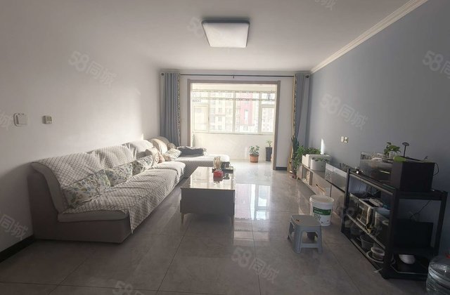 领世城邦3室2厅135㎡90万二手房图片