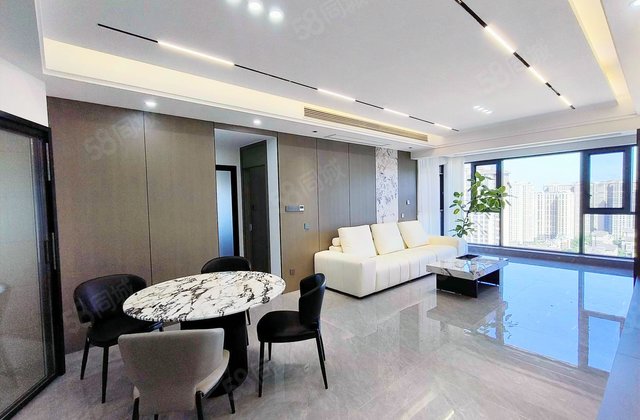 听湖九园4室2厅117.86㎡82.8万二手房图片