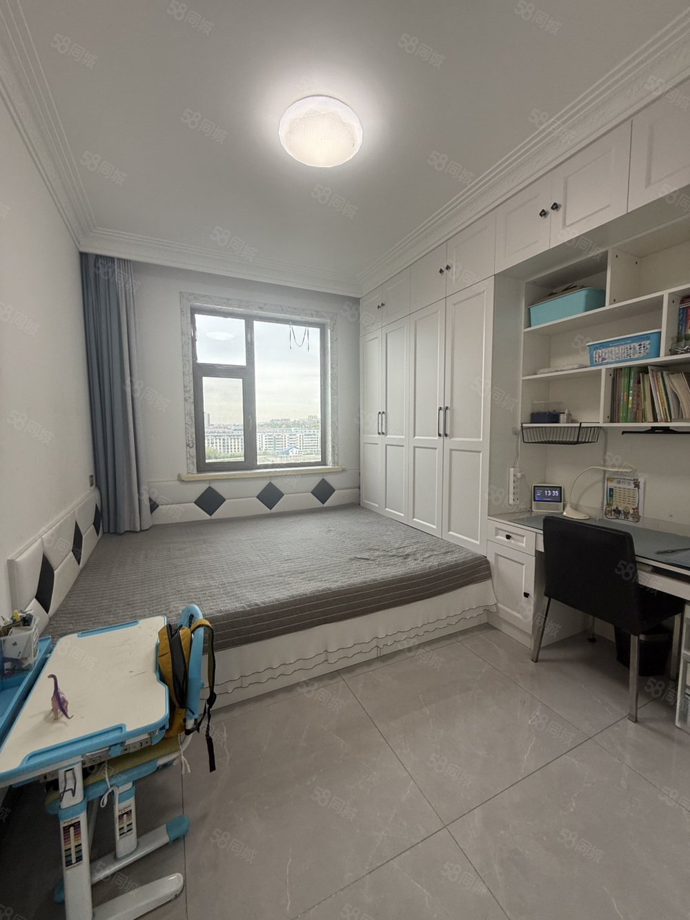 塞纳阳光3室2厅2卫136㎡南北76.5万