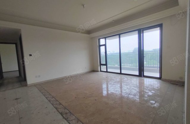 观景房   大平层   碧桂国翡丽湾  有车位   免大税