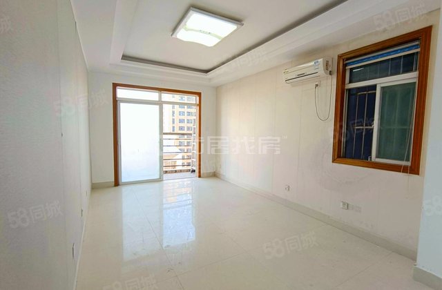 希尔顿阳光1室0厅35.54㎡37万二手房图片