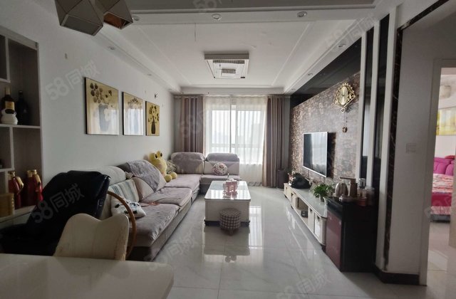 急售，香江区三院，万达江山印海源丽都精装电梯三室，送储