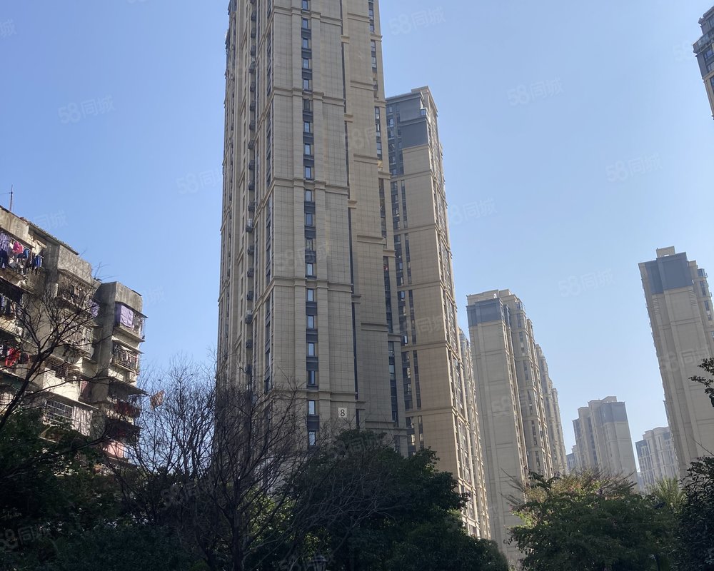 阳光凡尔赛宫a区