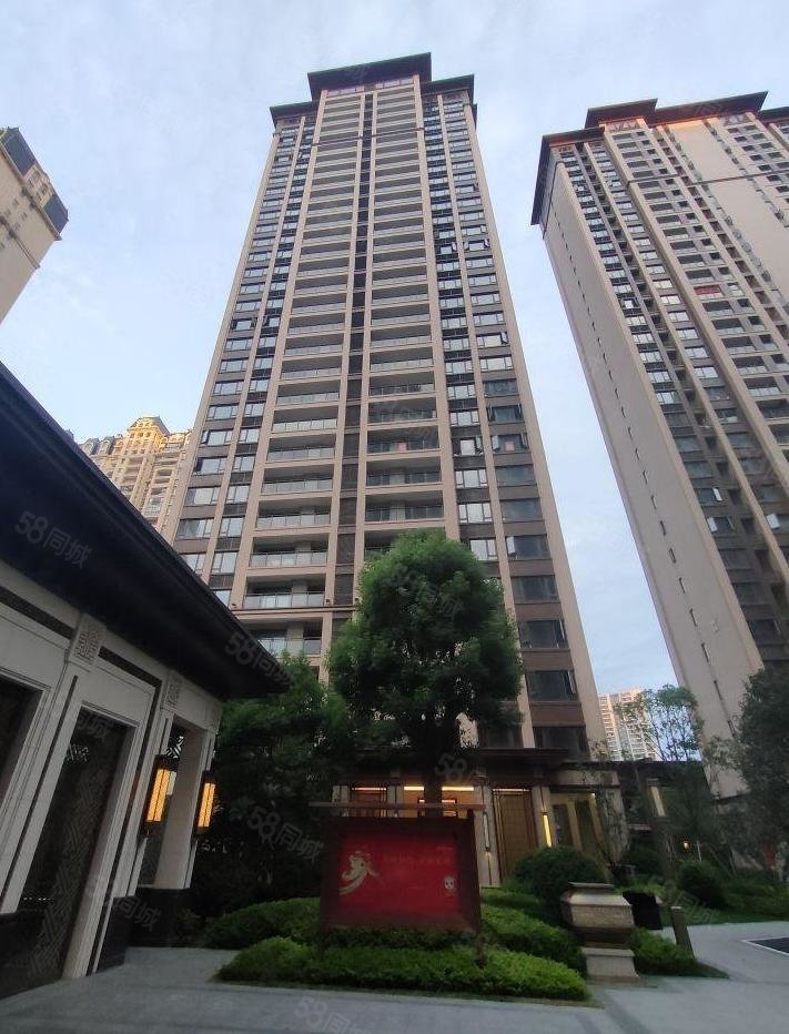 83平三房两厅两卫,龙光御海天韵-汕头58同城