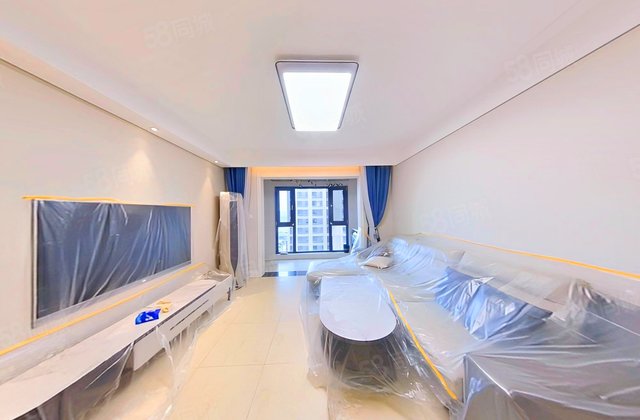 融创天朗南长安街壹号(一期)3室2厅131㎡165万二手房图片