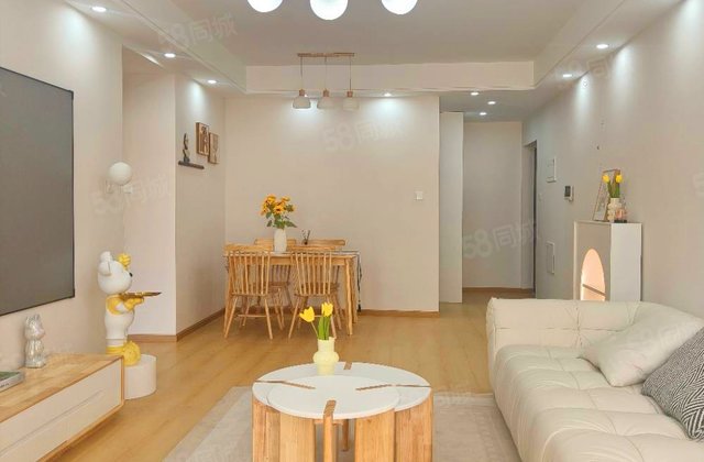 五彩城西区3室2厅97.13㎡87.9万二手房图片