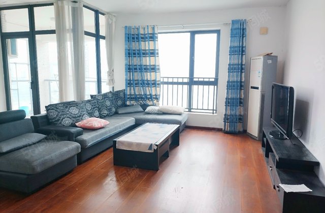 英郡(一期)3室2厅128㎡230万二手房图片