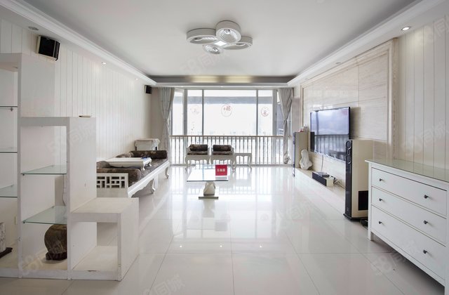 嘉宝田花园5室2厅218.81㎡1369万二手房图片