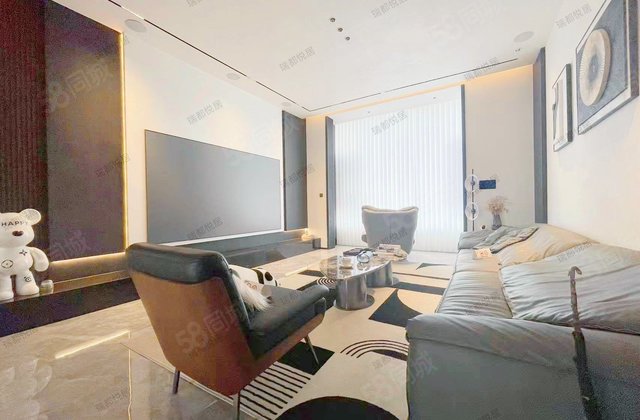 公馆18815室3厅392.47㎡1660万二手房图片