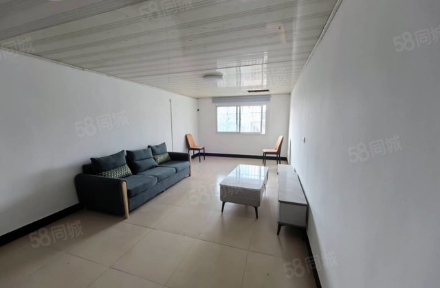 港虹路2巷24-34号小区7室3厅171㎡38万二手房图片