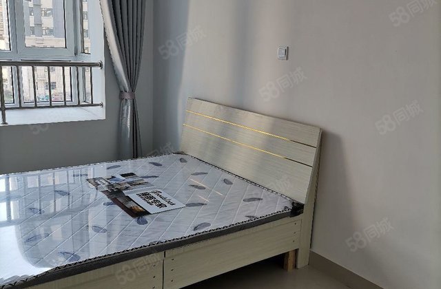 75万，文轩，中医院，羡林苑86平，南北通透的，大三居