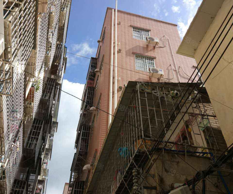 花地湾招村新街小区内环路广州环城高速之间