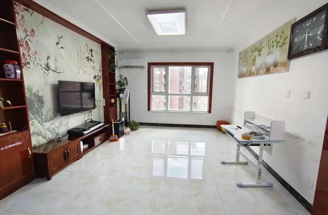 商业配套成熟 近医院 刚需小三居 交通便捷 南北通透