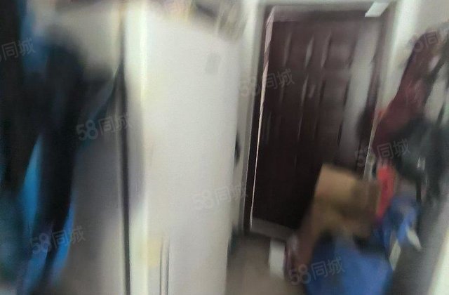 小区新 购物方便 出行方便 带电梯 南北通透