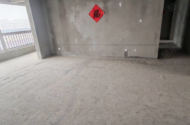 平安秀水湾4室2厅180㎡108万二手房图片