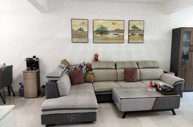 站前街北齐鲁君悦华庭 产权清晰 中间楼层采光好  刚需小三居