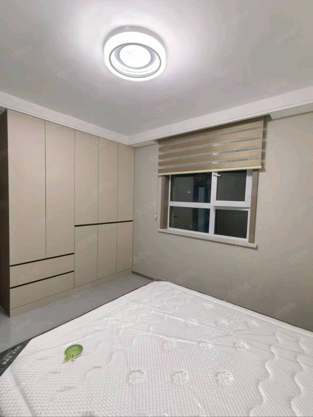 青湖铭城2室2厅1卫84㎡南北35万