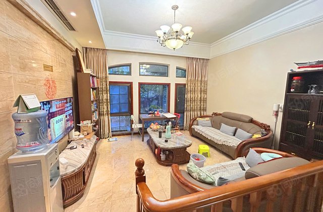 观岭花湖4室2厅168㎡148万二手房图片