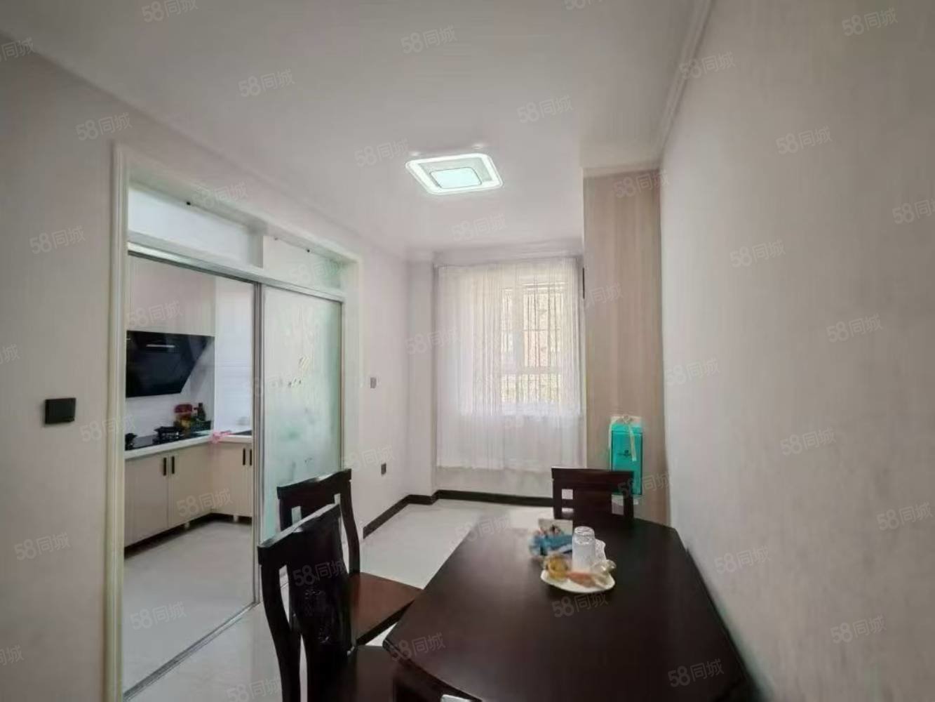 东苑明珠园3室2厅1卫124㎡南北69万