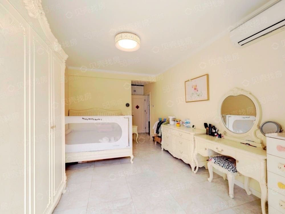 上京新航線3室2廳2衛(wèi)174.28㎡南北1258萬