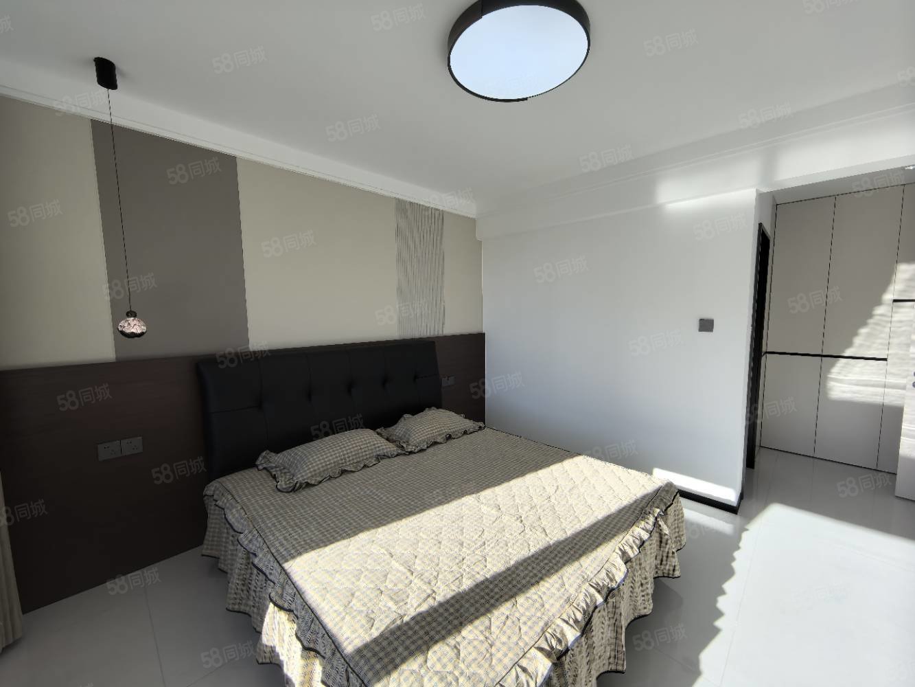 绿地斐勒公馆3室2厅2卫147㎡南北108万