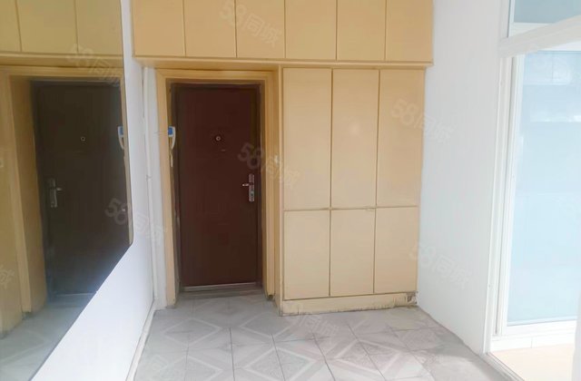 39街区2室1厅65㎡27万二手房图片