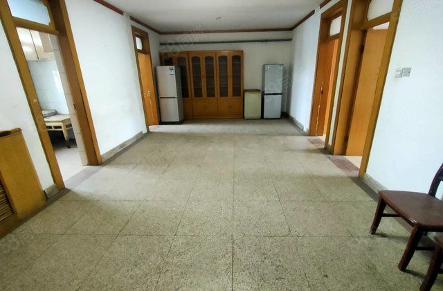 粉莲街小区3室1厅93㎡90万二手房图片