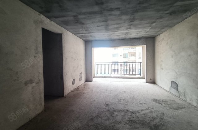 泰和华府4室2厅132㎡47万二手房图片