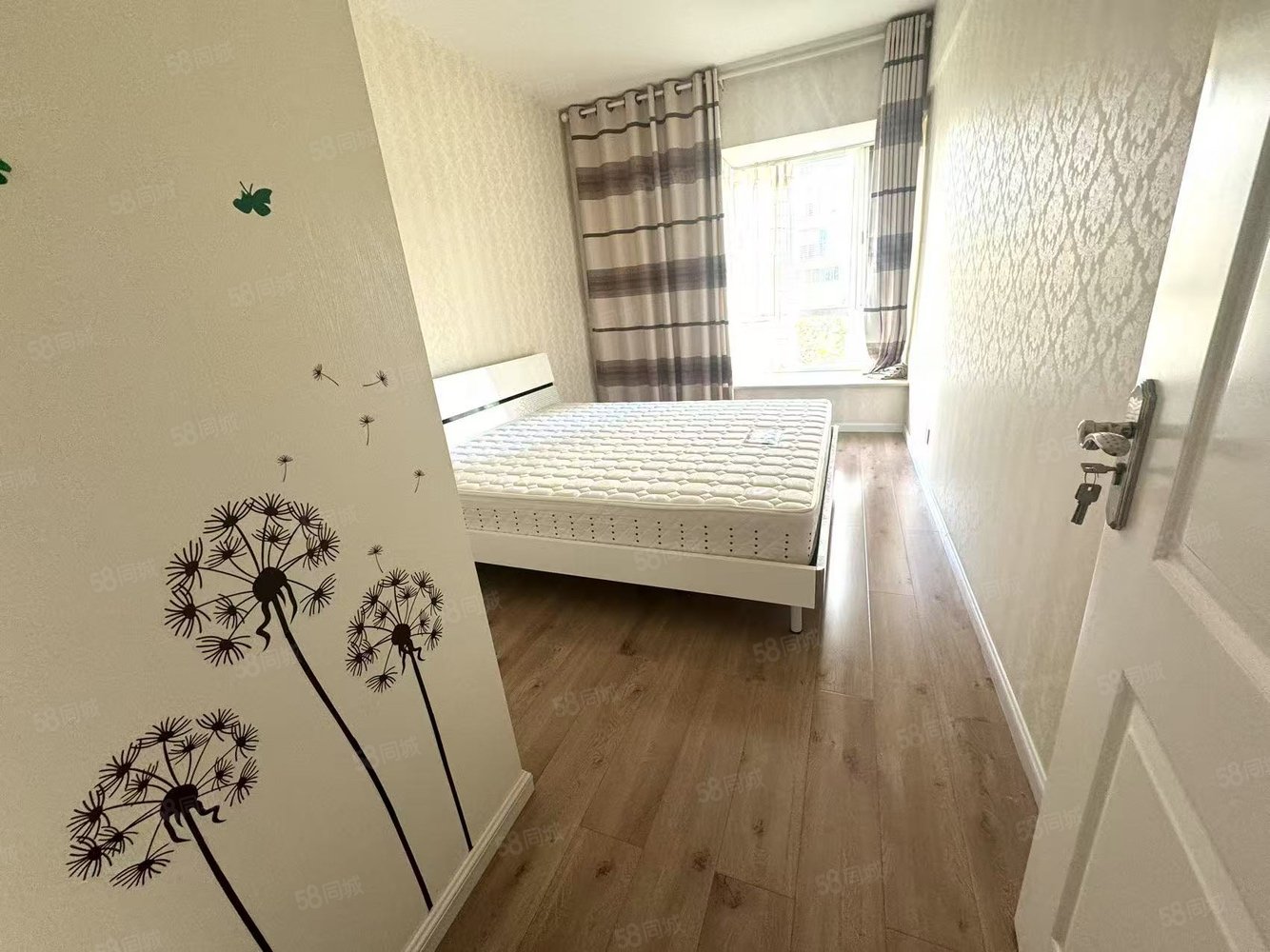 龙泉花园东苑4室2厅2卫158㎡南北103.8万