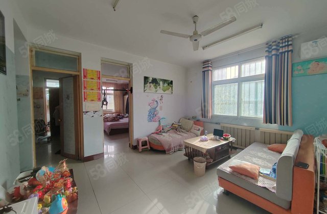 急售！妇幼阳光实验颐馨园好楼层边户，可做三室，有储免大税