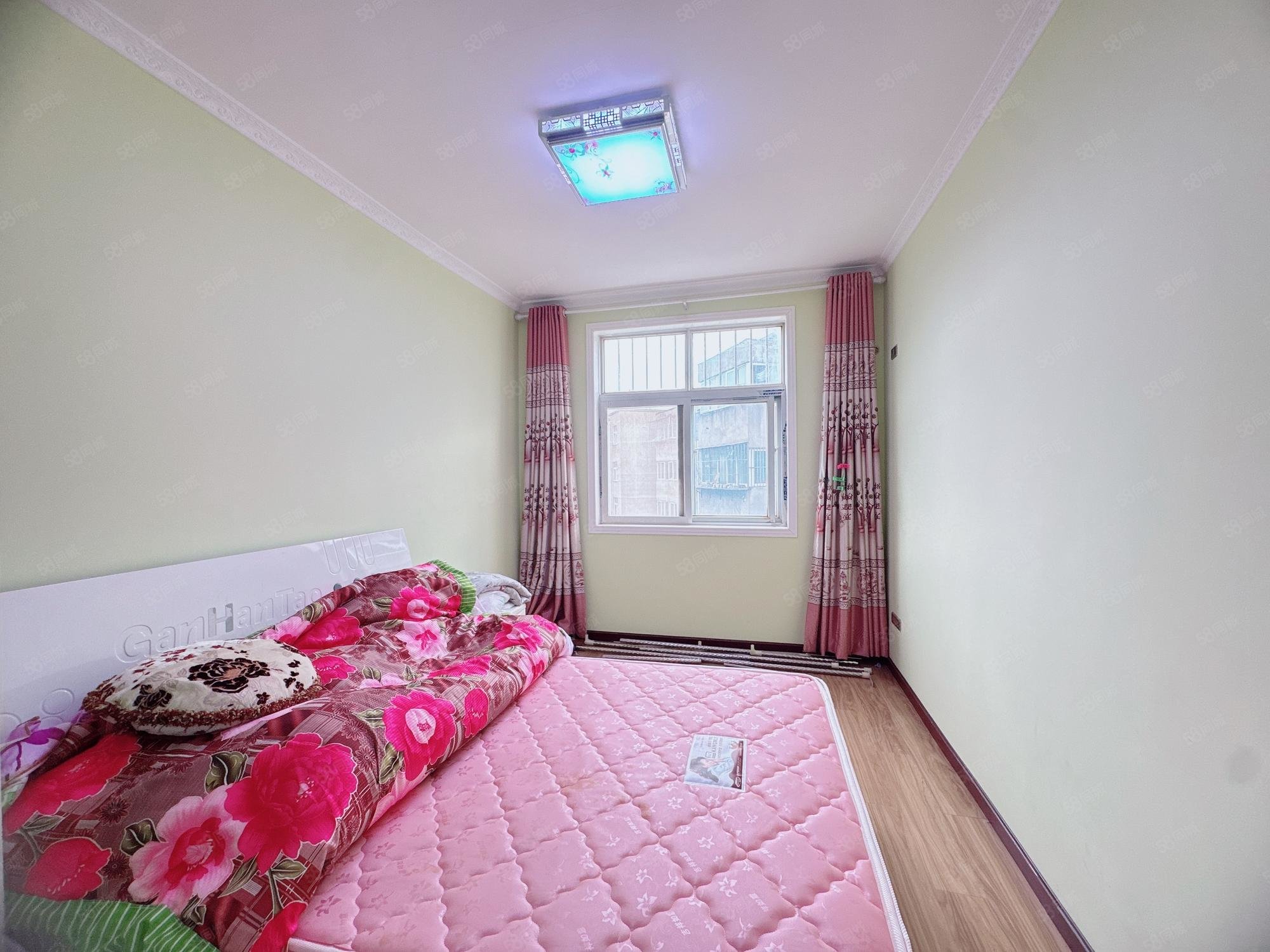 白浪南山小区3室2厅1卫105㎡南11万