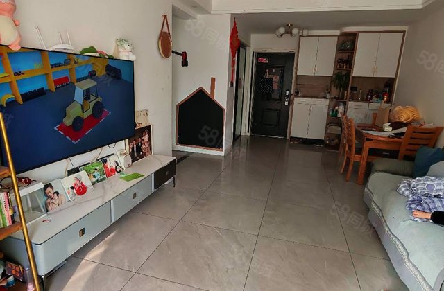 中梁金鹏玖台3室2厅101㎡75万二手房图片