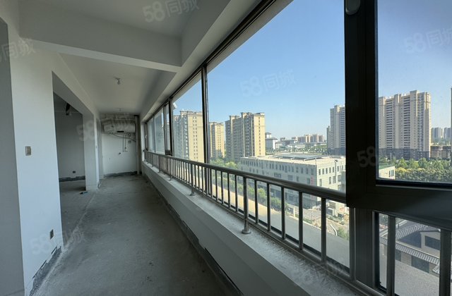 润景苑 新出房源 次顶层 带车位 储 新一中 外国语