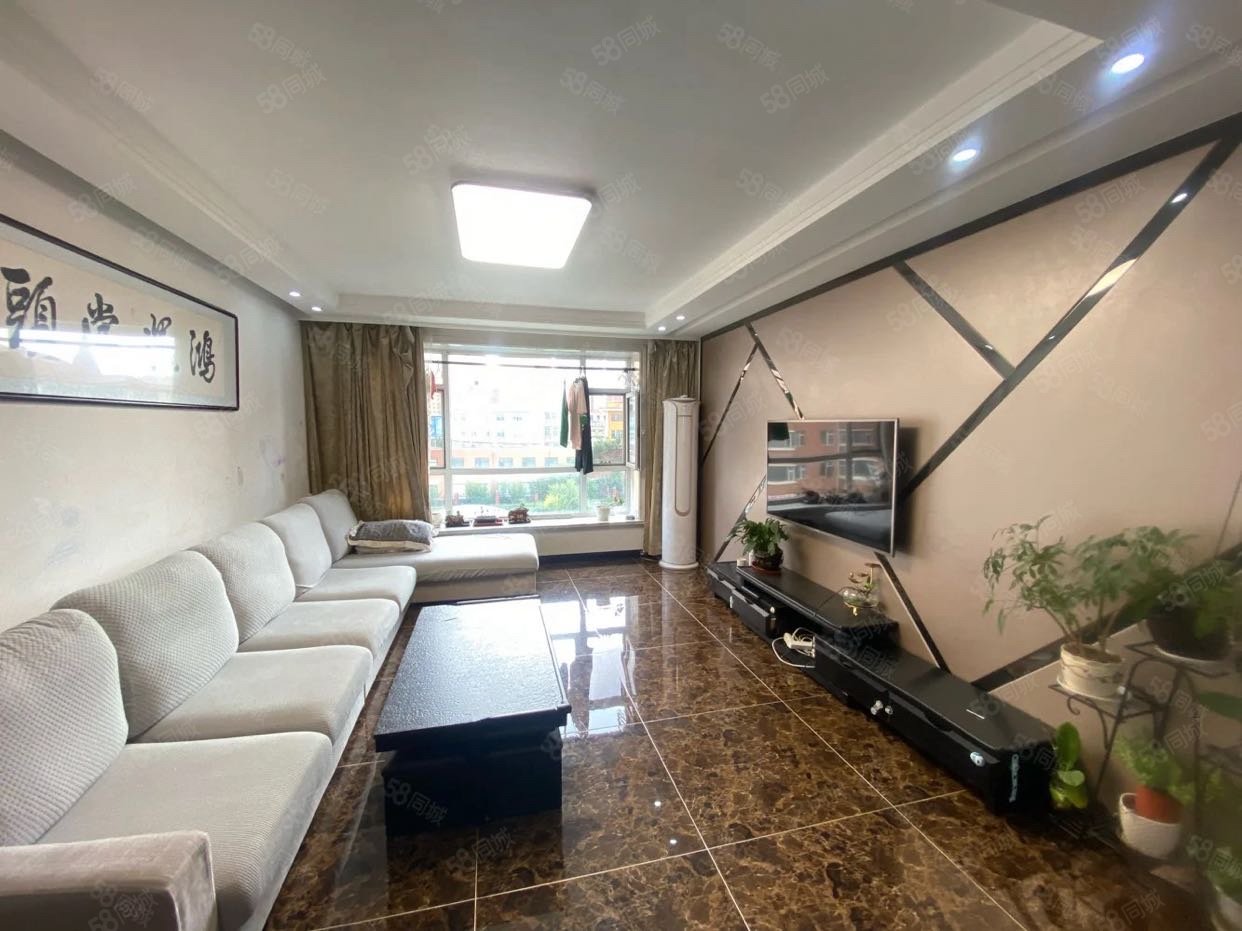 钻石名城(龙山)2室1厅1卫95㎡西南36.5万