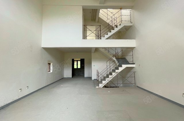 龙湖悠山郡花屿台3室3厅251.88㎡188万二手房图片