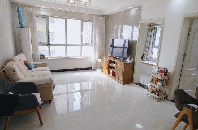 东昌路大润发中央丽都西边户精装修三室免大税带储