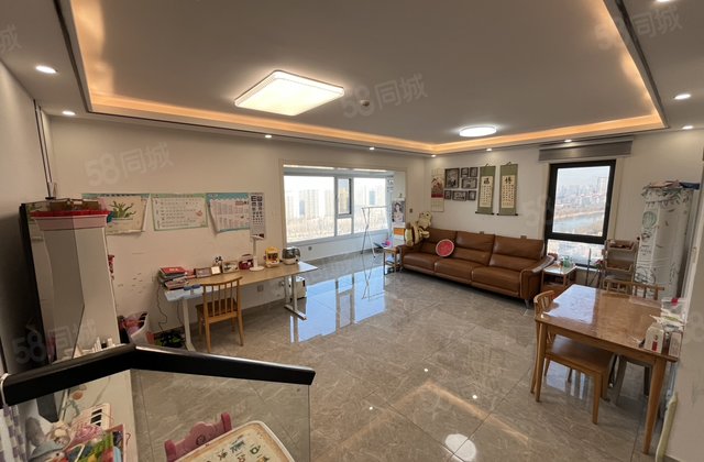 房东急售，二中南邻，锦绣学府，翡丽湾车储错层设计，边户观景房