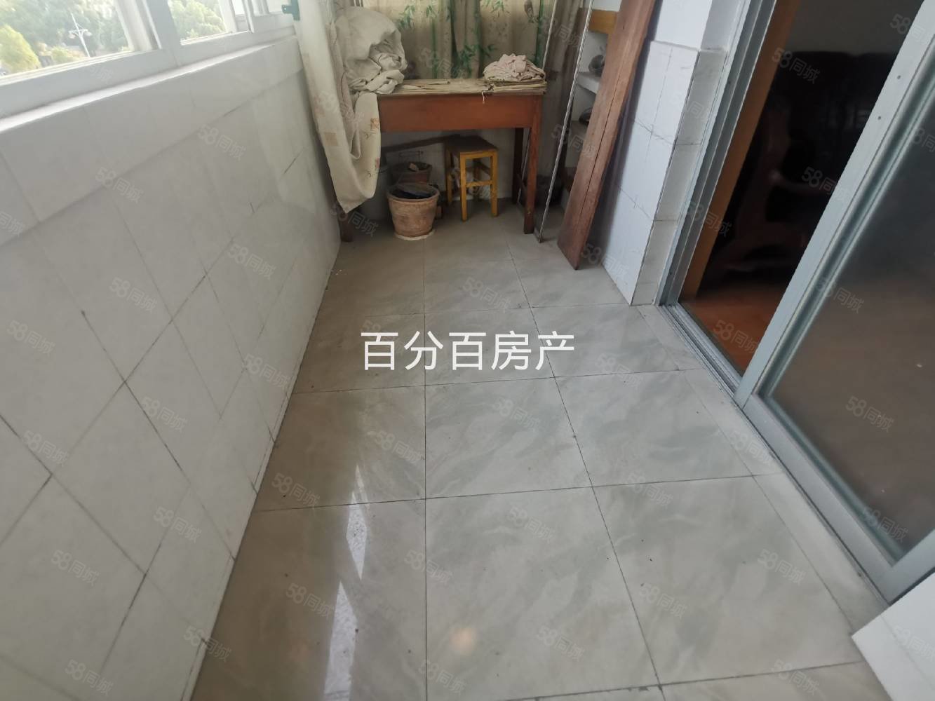 金凤苑3室2厅1卫97㎡南北38万