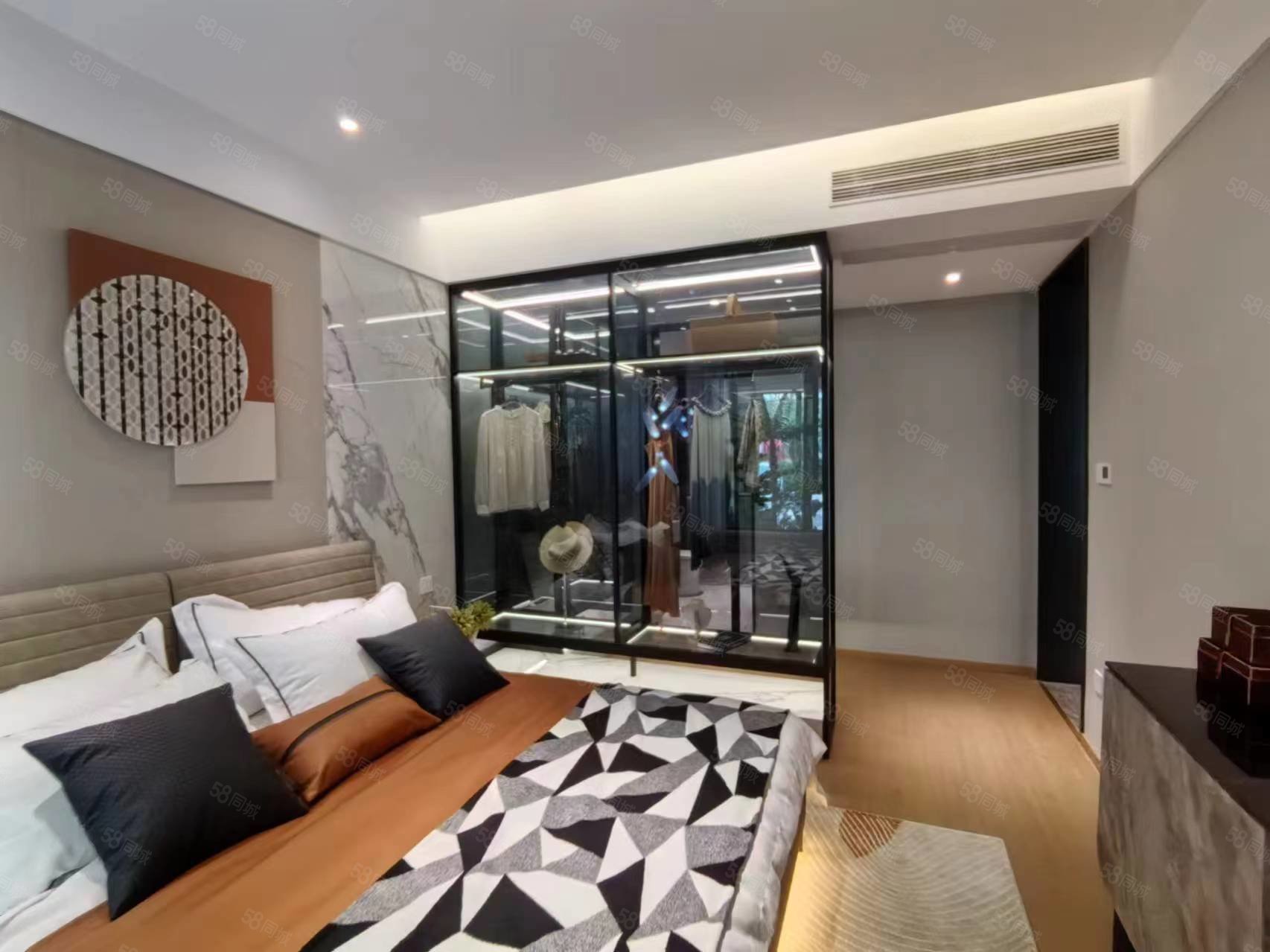 名邦鲲鹏御府4室2厅2卫126㎡南北62.8万