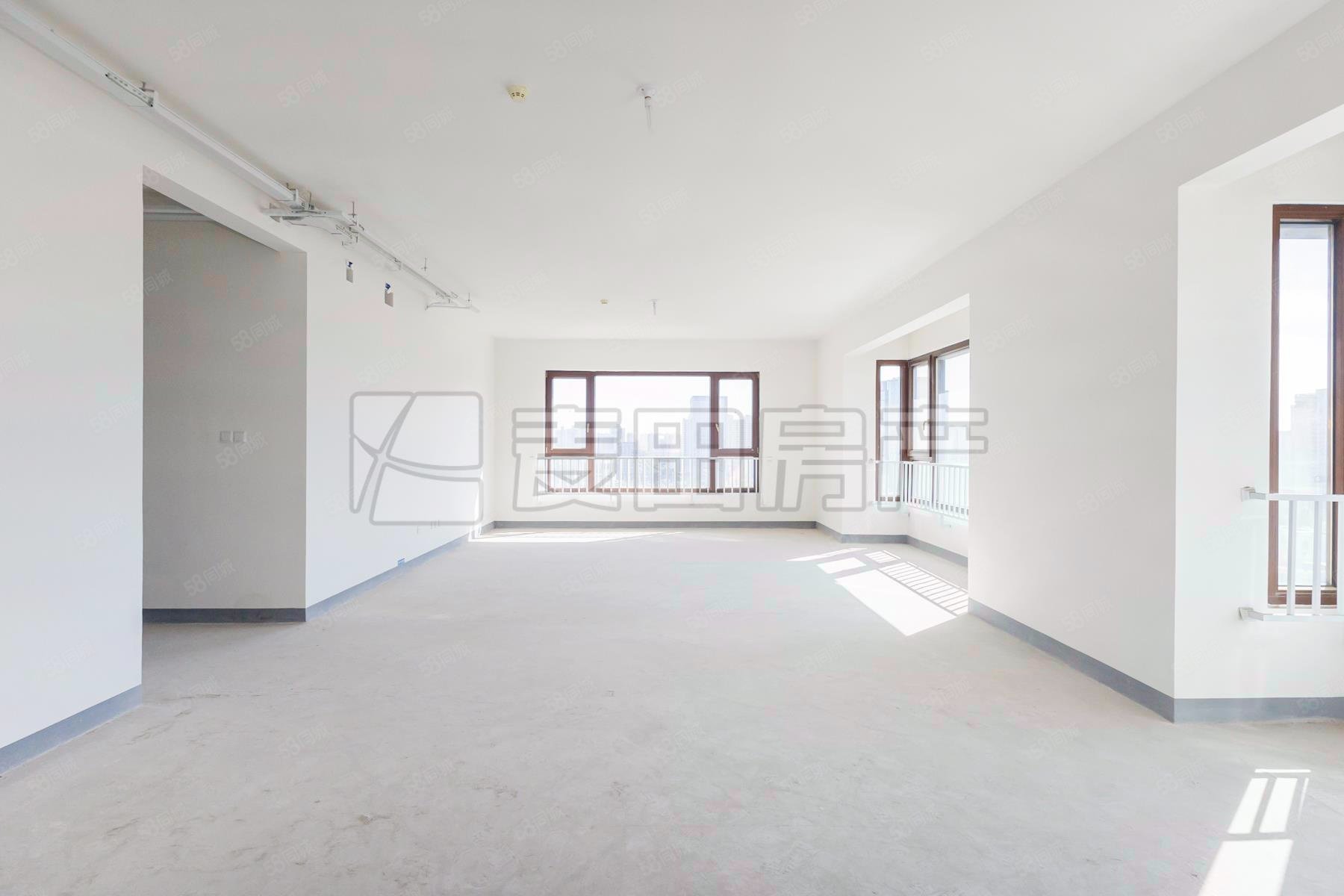 泰禾西府大院6室3廳3衛(wèi)197㎡西南2800萬