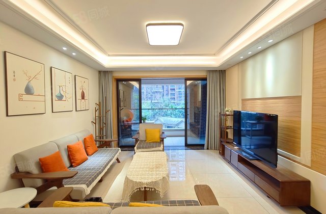 中德英伦联邦(C区)4室2厅132㎡270万二手房图片