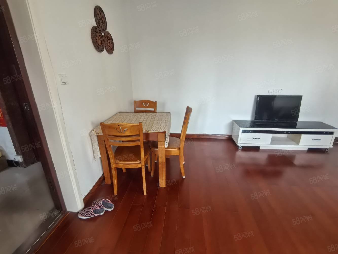 宜人小居2室2厅1卫82㎡南北36万