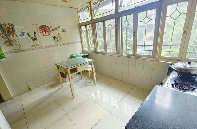 省中药材公司宿舍3室1厅70.97㎡188万二手房图片