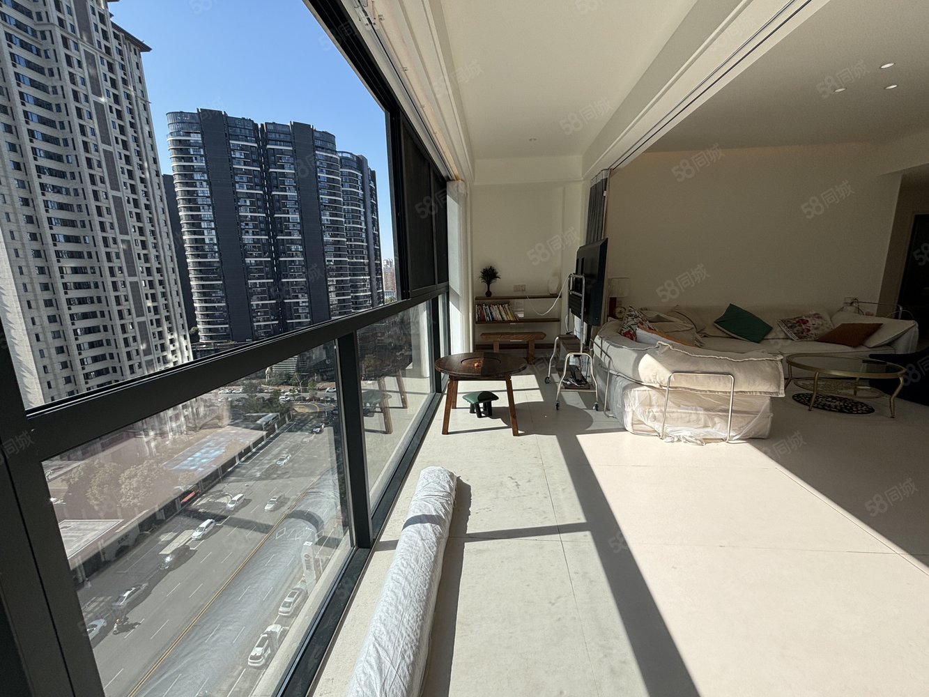 德和领秀广场4室2厅2卫140㎡南北173万