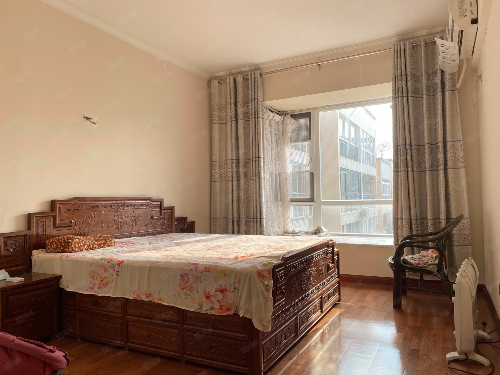 武侯名园3室2厅2卫138.7㎡南北236万