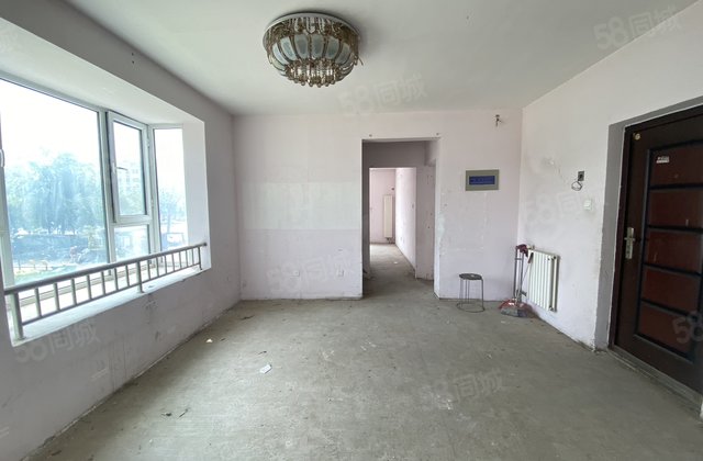 水城雅居 精装可拎包入住 交通便捷 楼龄新 医疗配套成熟