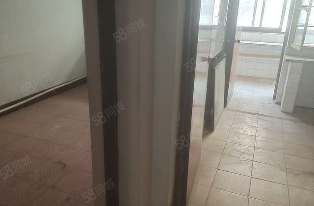 卫生局家属楼3室2厅107.54㎡28万二手房图片