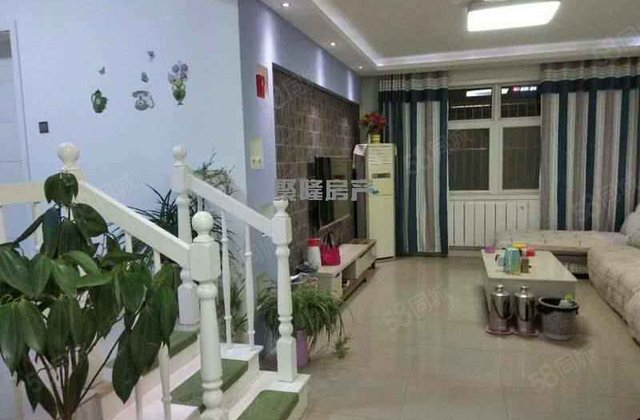 柳泉花园精装三室房东直卖