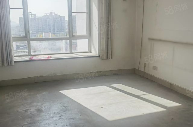 仅售115万中通时代豪园小高层140平三室二厅二卫有证无大税